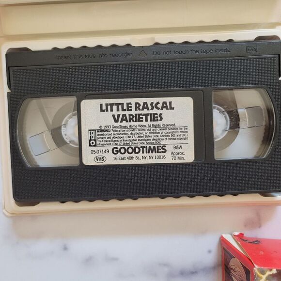 Classics vhs video cassette bundle Little Rascals Varieties Its A Wonderful Life - Picture 3 of 7